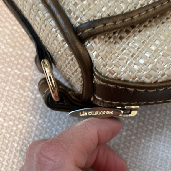 Liz Claiborne Cross Body Purse - Picture 4 of 14